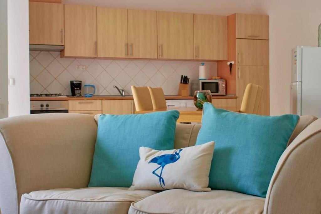 סנטה מריה Apartamento T3 Encantador Com Piscina Wifi E Perto De Praia מראה חיצוני תמונה