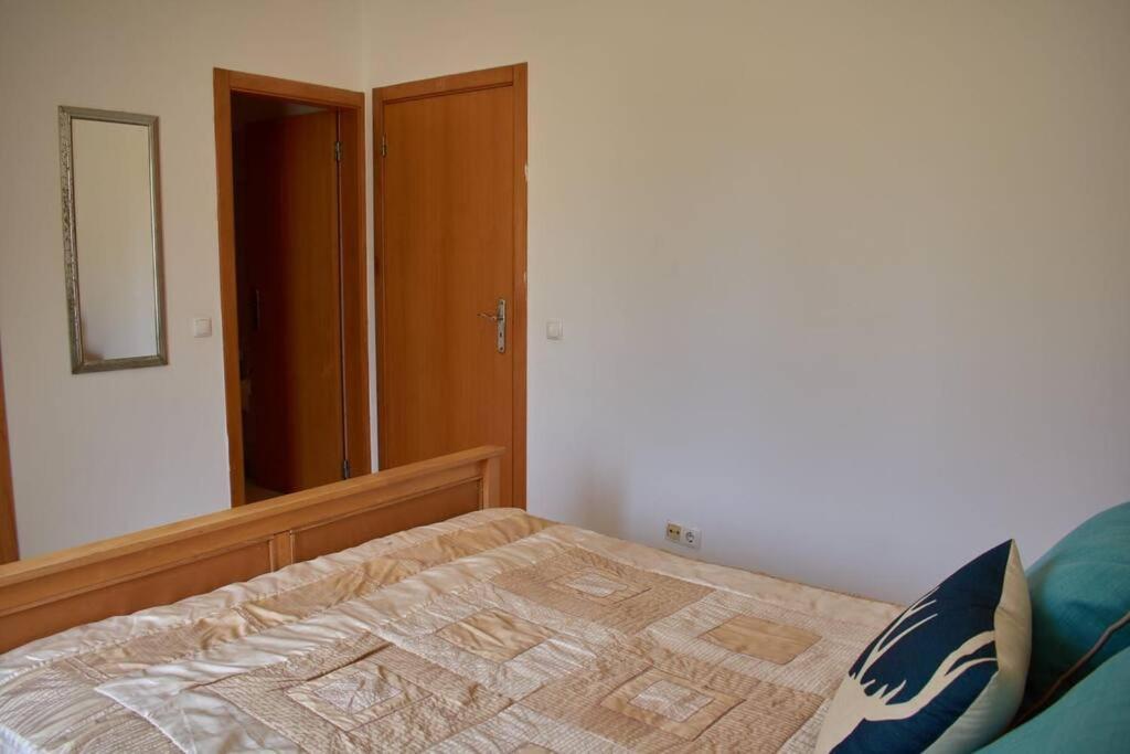 סנטה מריה Apartamento T3 Encantador Com Piscina Wifi E Perto De Praia מראה חיצוני תמונה