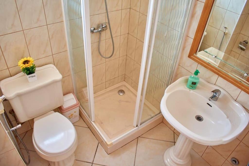 סנטה מריה Apartamento T3 Encantador Com Piscina Wifi E Perto De Praia מראה חיצוני תמונה